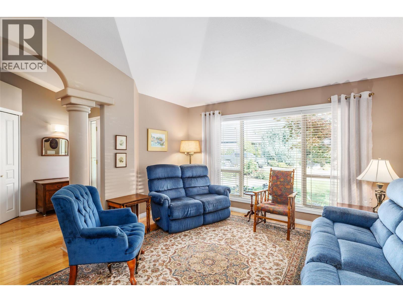 323 550 Yates Road, Kelowna