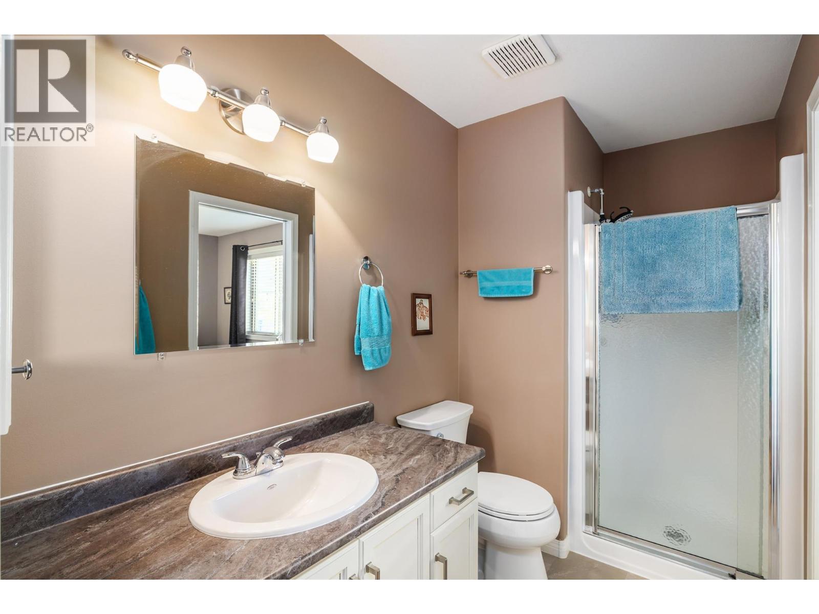 323 550 Yates Road, Kelowna