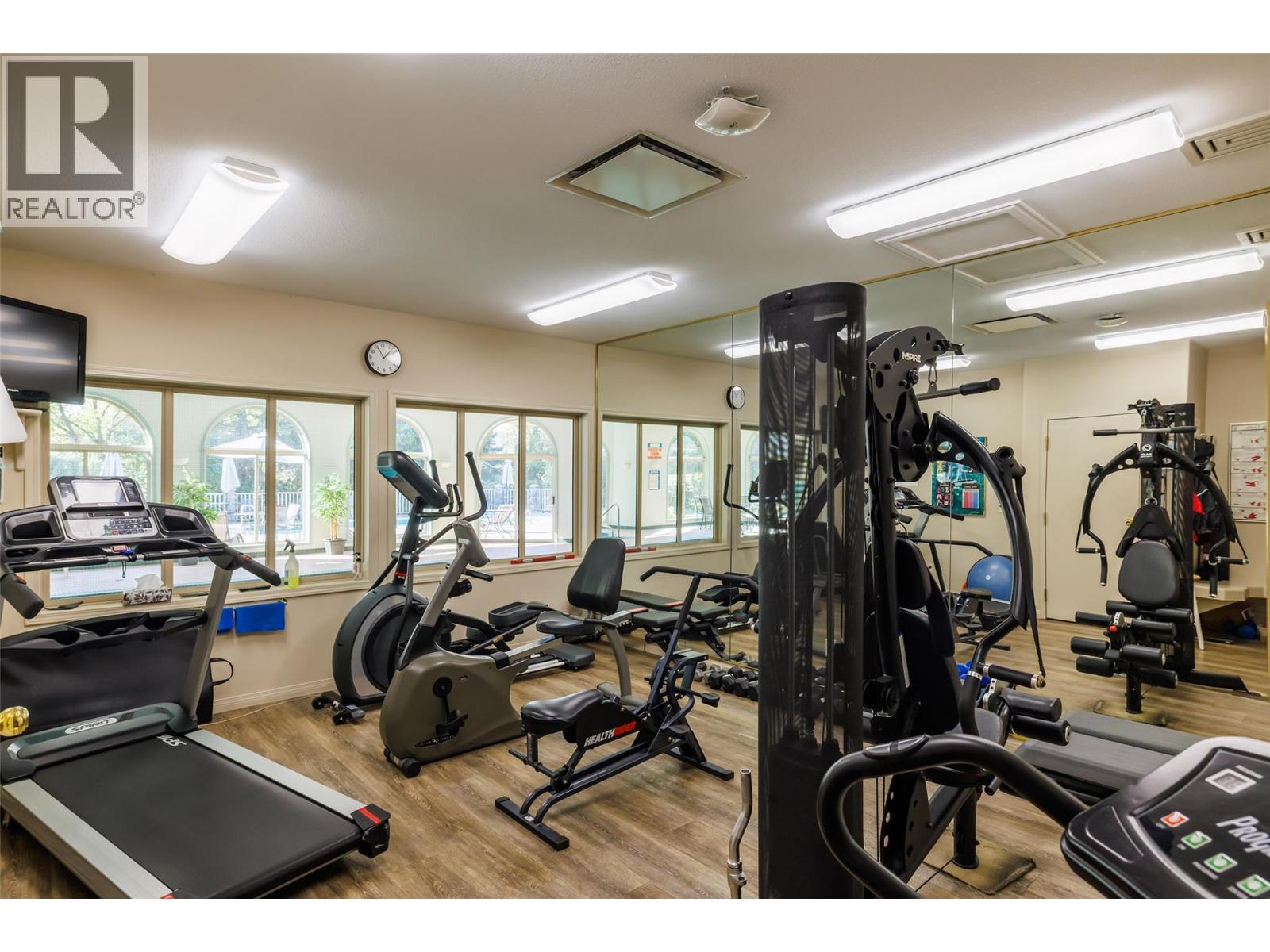323 550 Yates Road, Kelowna