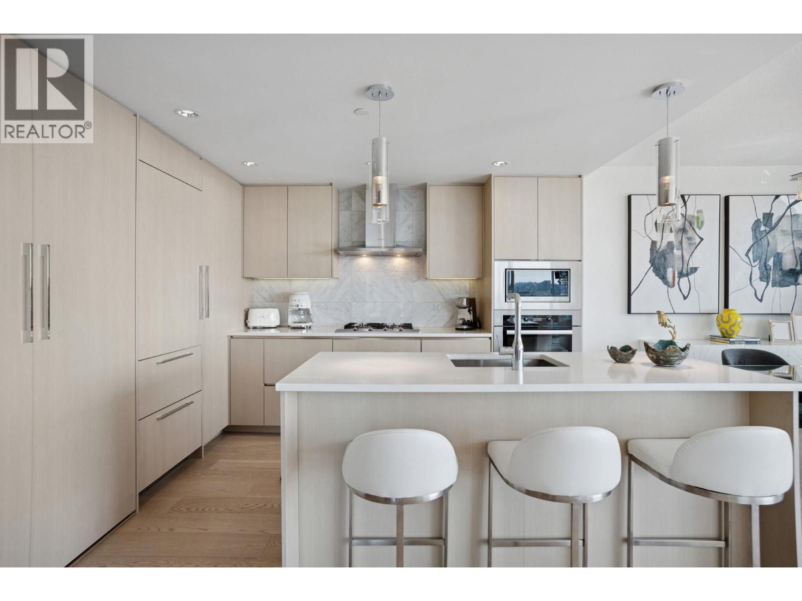 2618 89 NELSON STREET, Vancouver