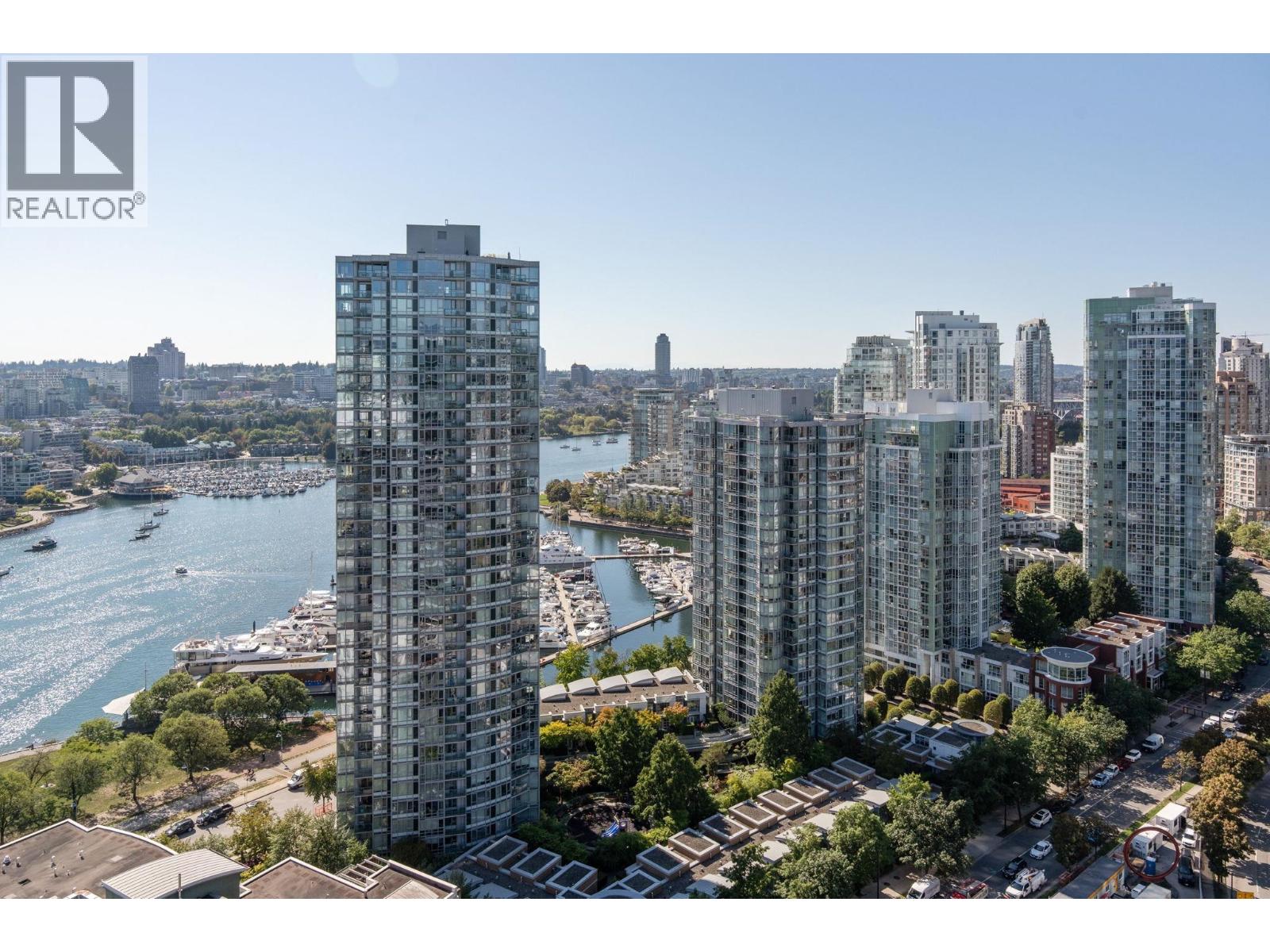 2618 89 NELSON STREET, Vancouver