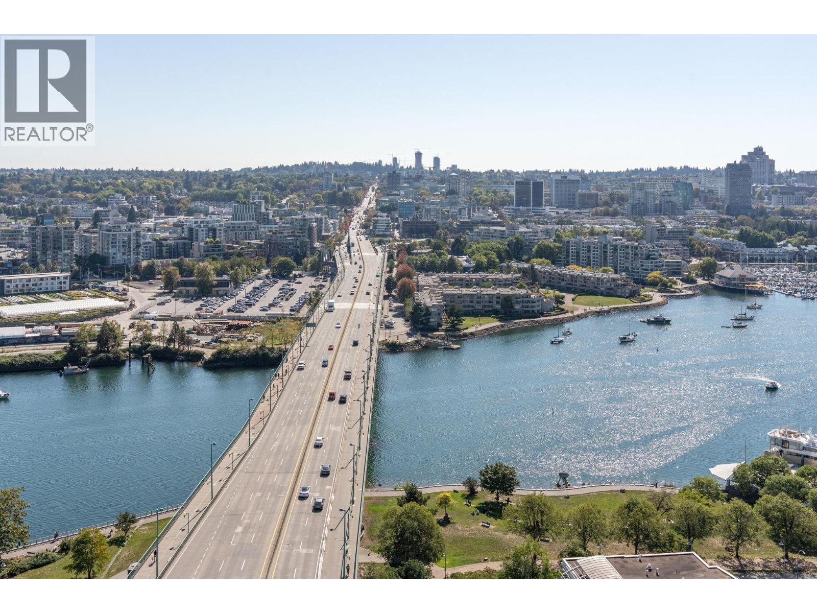 2618 89 NELSON STREET, Vancouver