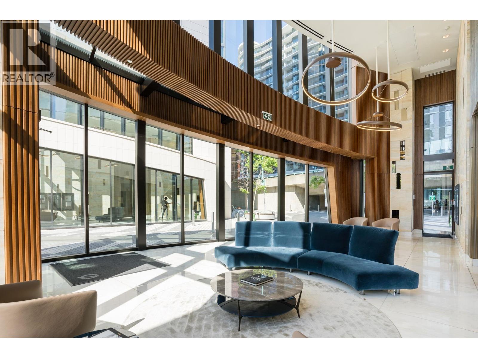 2618 89 NELSON STREET, Vancouver