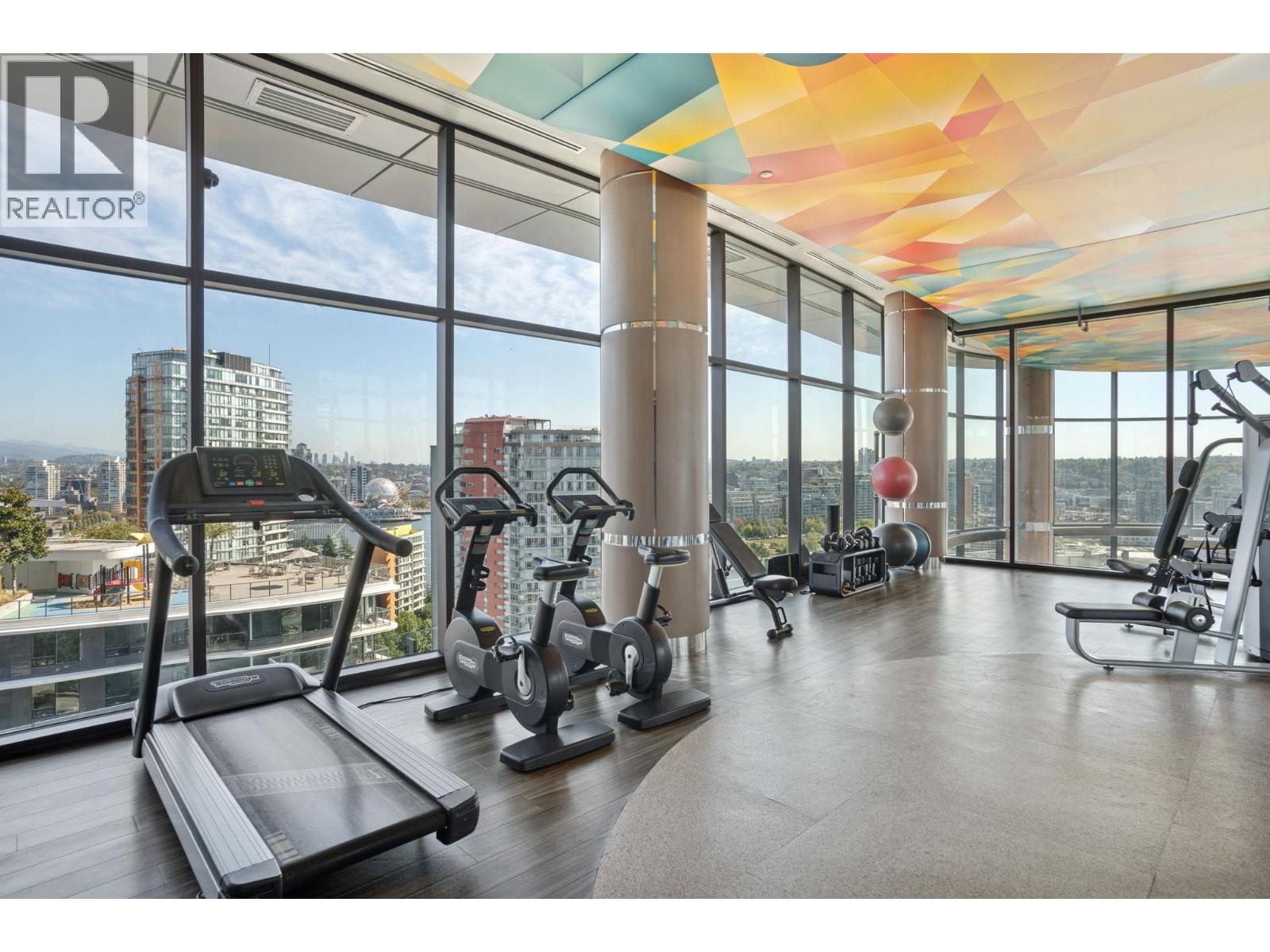 2618 89 NELSON STREET, Vancouver