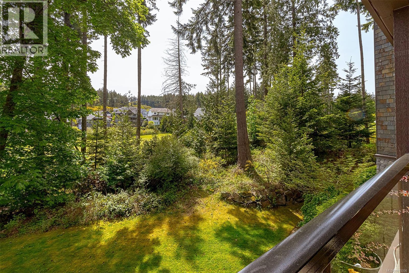 210/212 1395 Bear Mountain Pkwy, Langford
