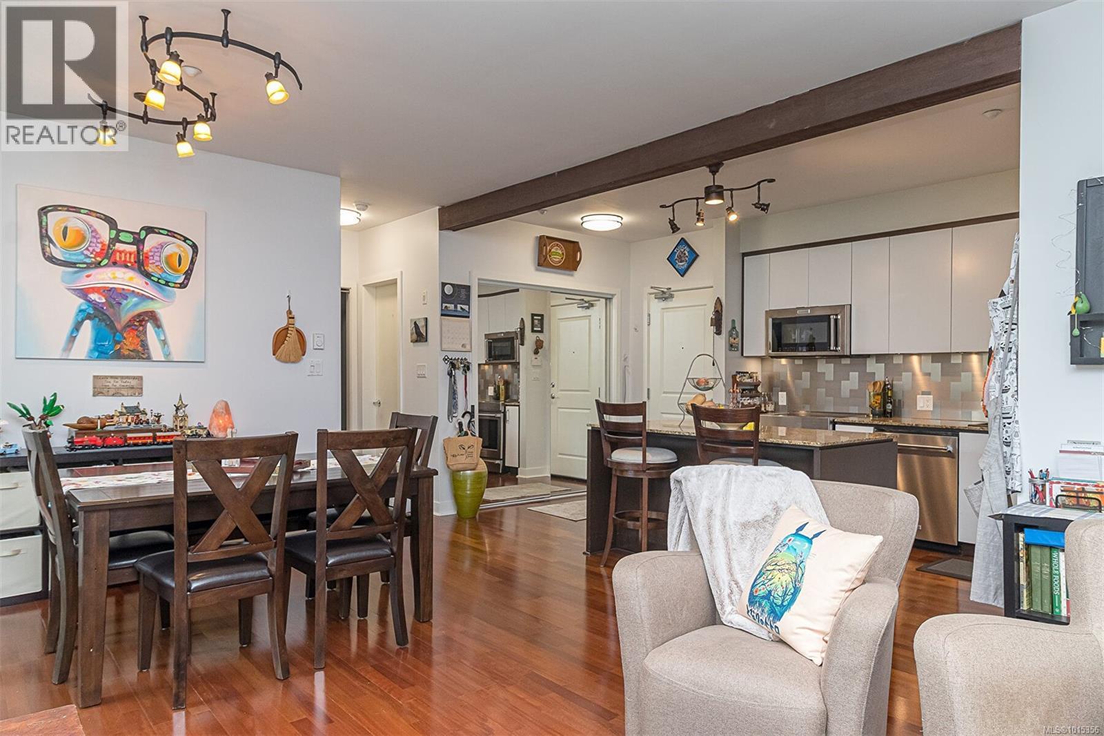 210/212 1395 Bear Mountain Pkwy, Langford