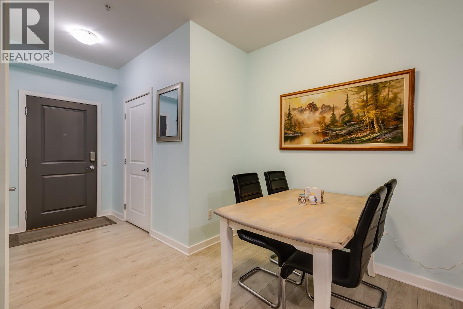 202 151 Taylor Road, Kelowna