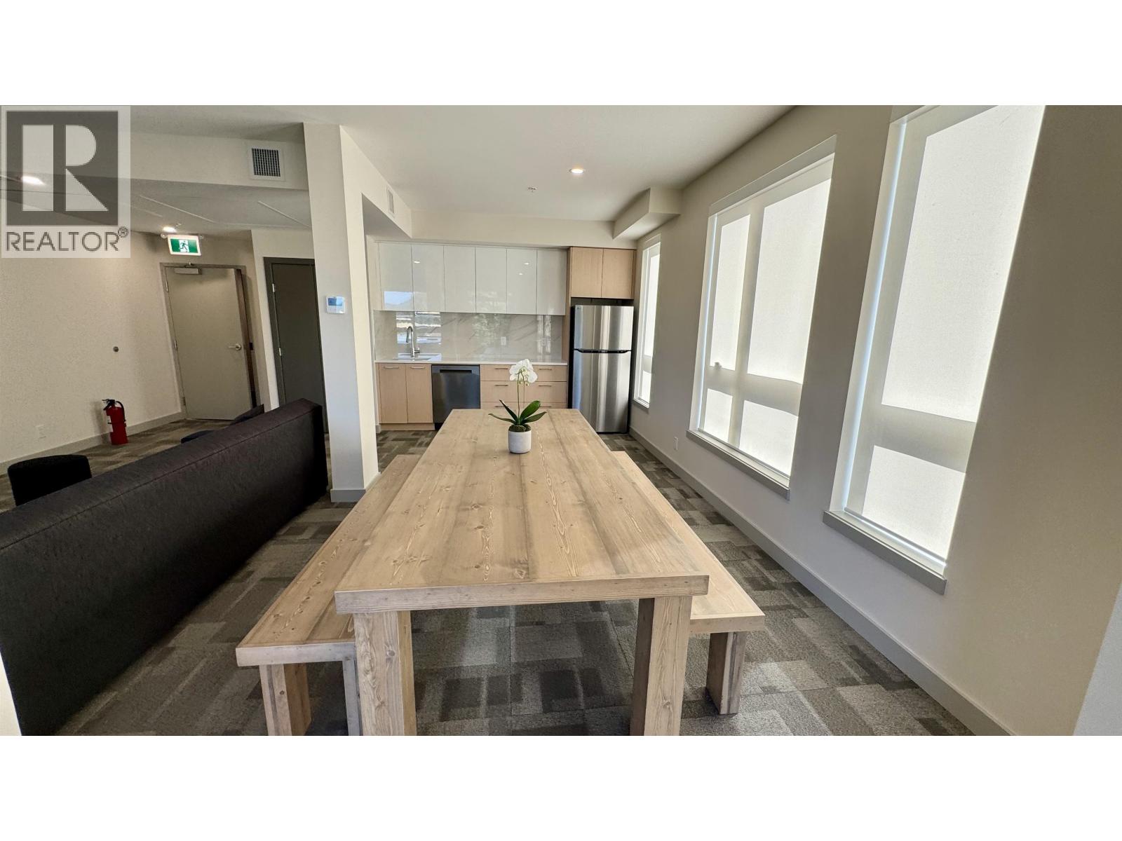 315 150 JAMES ROAD, Port Moody