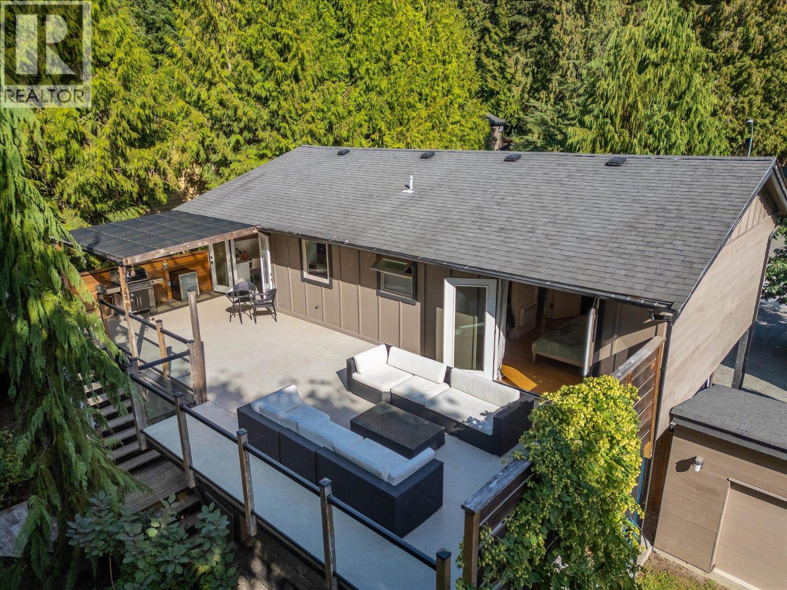 40613 PERTH DRIVE, Squamish