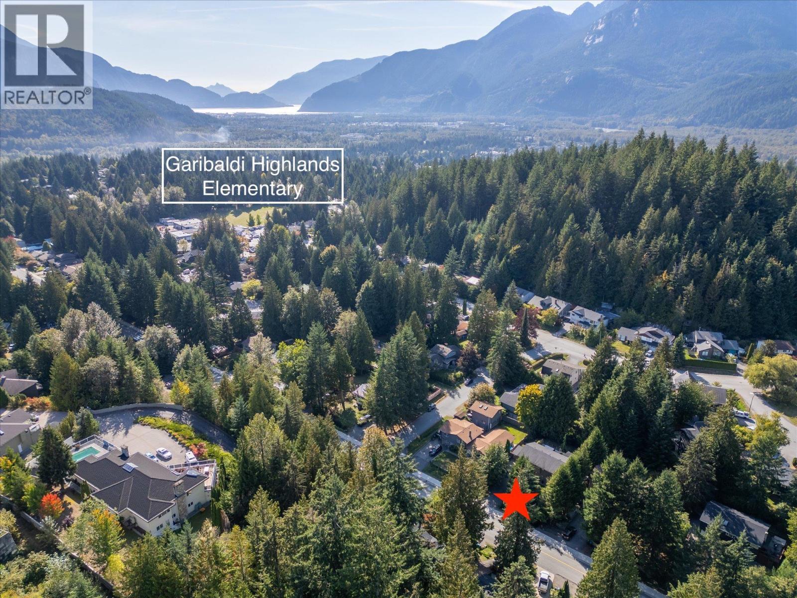 40613 PERTH DRIVE, Squamish