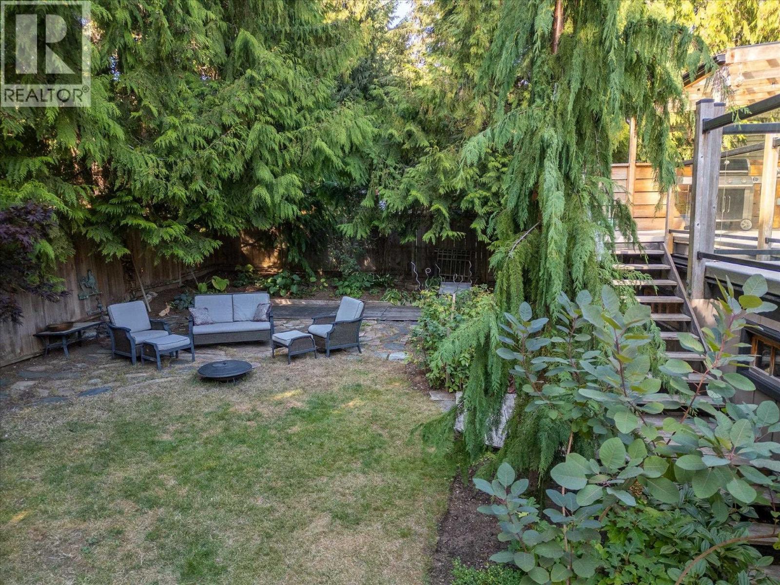 40613 PERTH DRIVE, Squamish