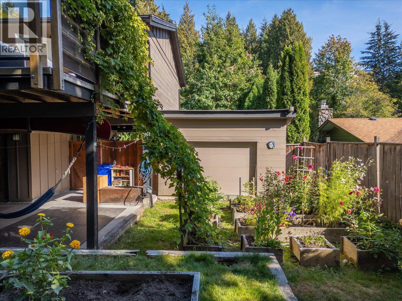 40613 PERTH DRIVE, Squamish
