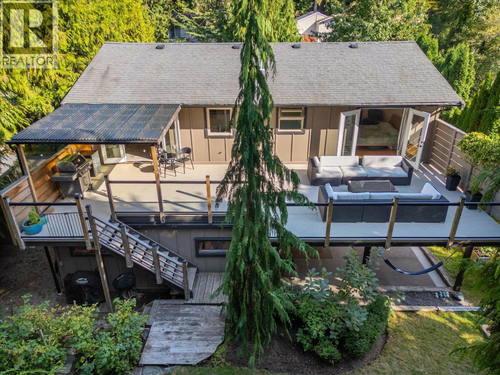 40613 PERTH DRIVE, Squamish
