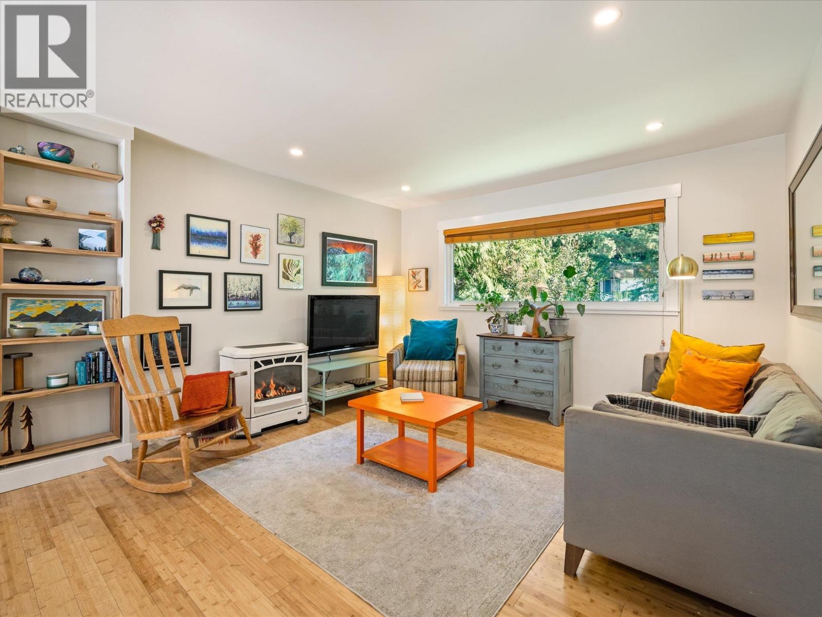 40613 PERTH DRIVE, Squamish