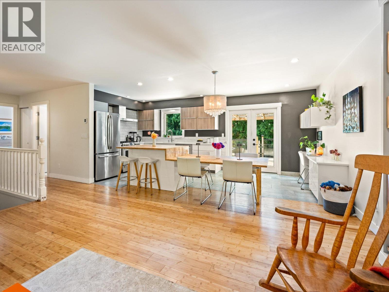 40613 PERTH DRIVE, Squamish