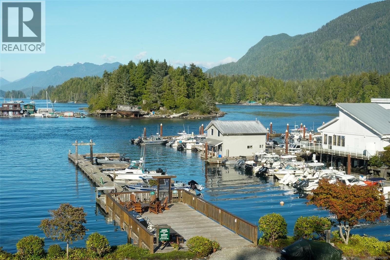 6 624 Campbell St, Tofino