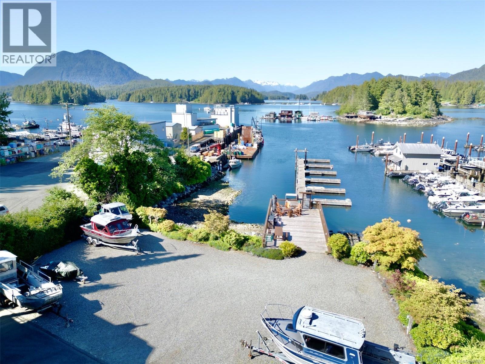6 624 Campbell St, Tofino