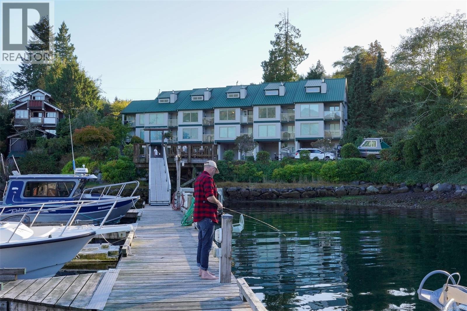 6 624 Campbell St, Tofino