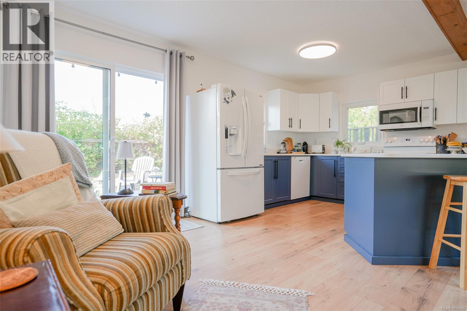 151 Cooper Pl, Parksville