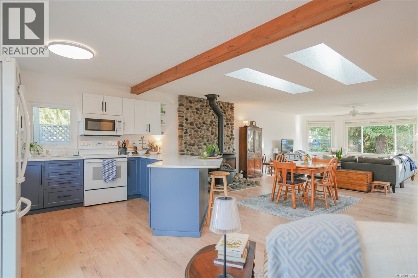 151 Cooper Pl, Parksville