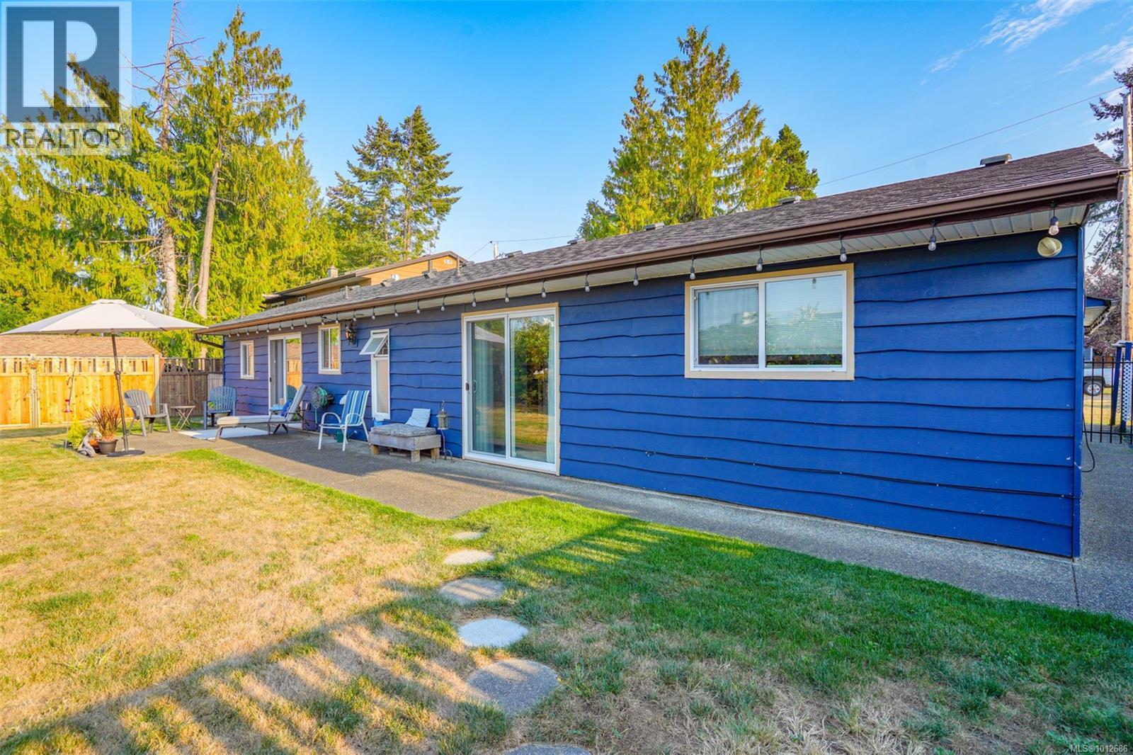 151 Cooper Pl, Parksville