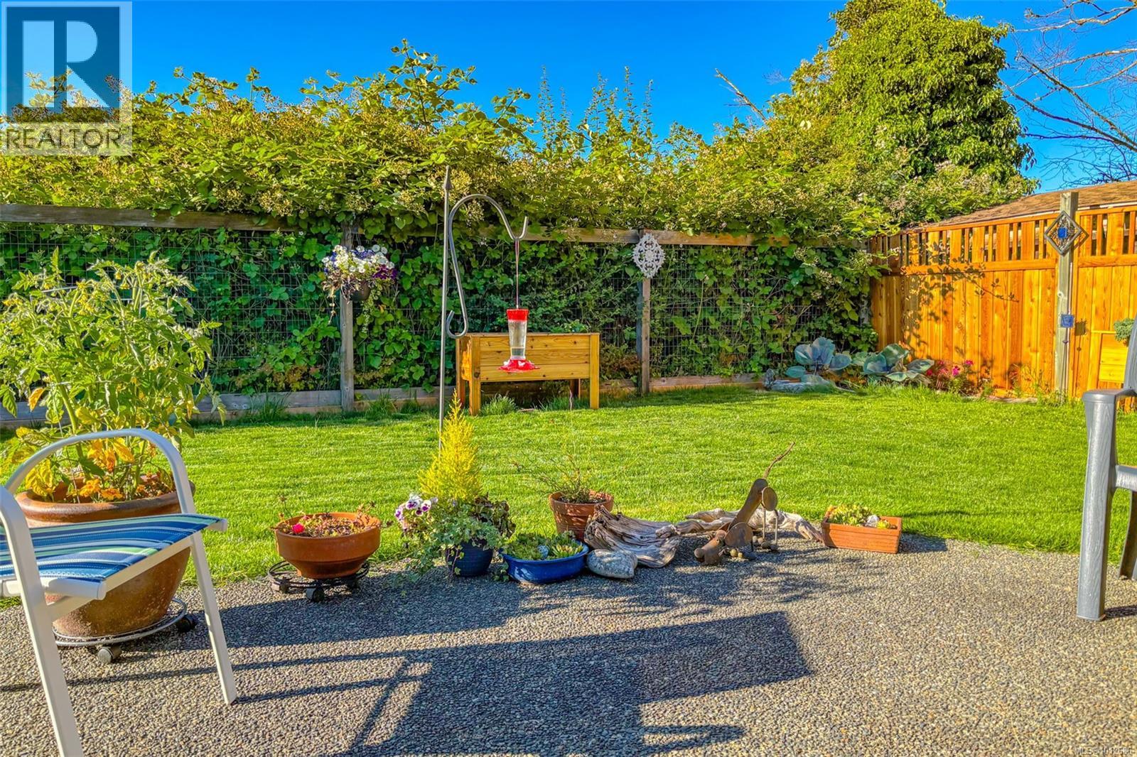 151 Cooper Pl, Parksville