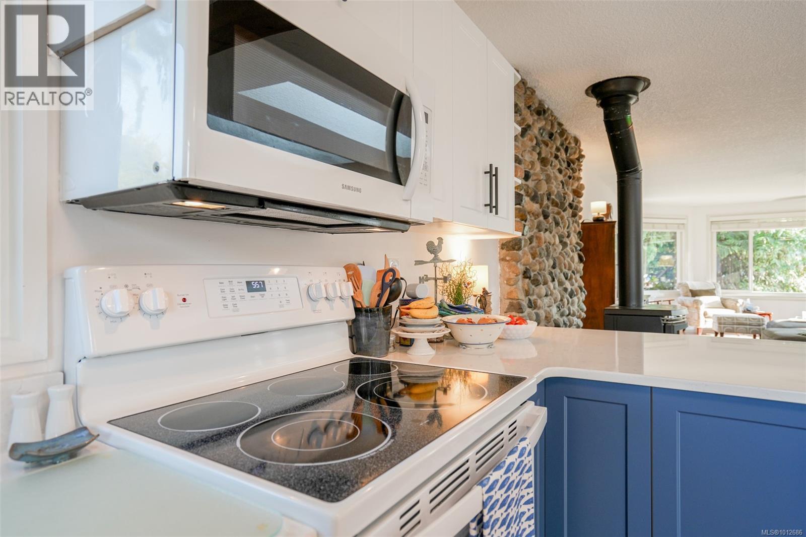 151 Cooper Pl, Parksville