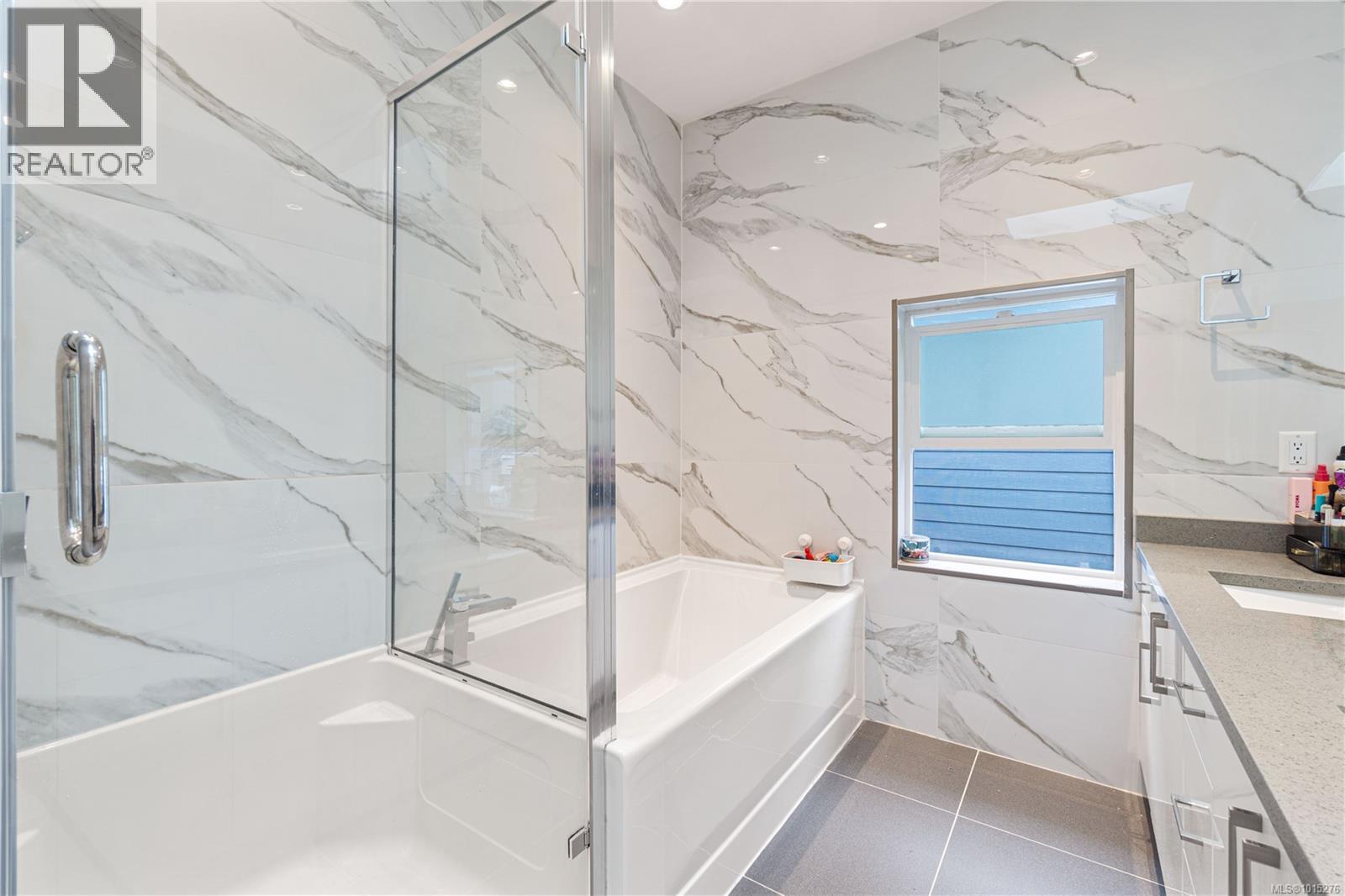 3365 Barrington Rd, Nanaimo