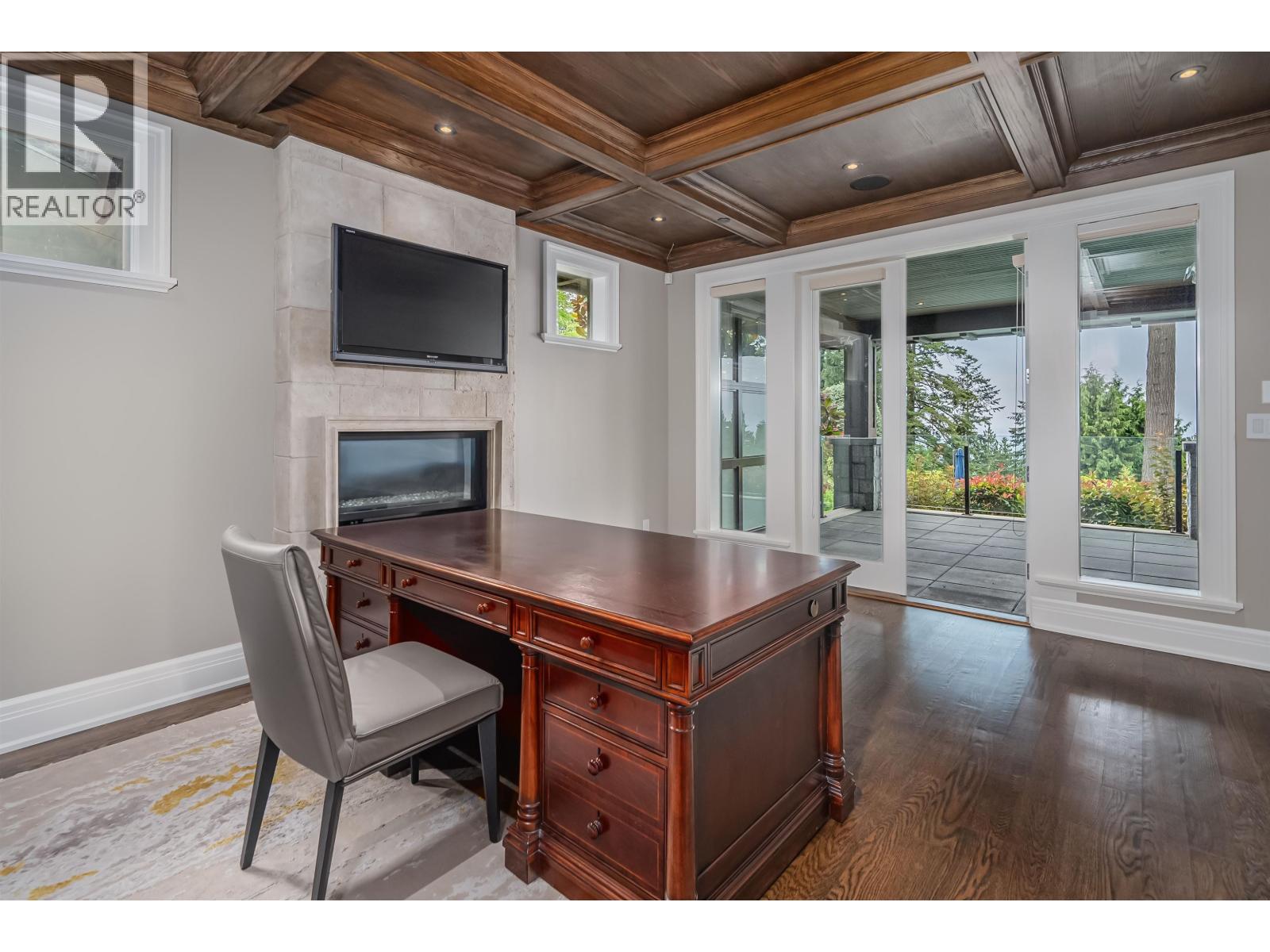2638 QUEENS AVENUE, West Vancouver