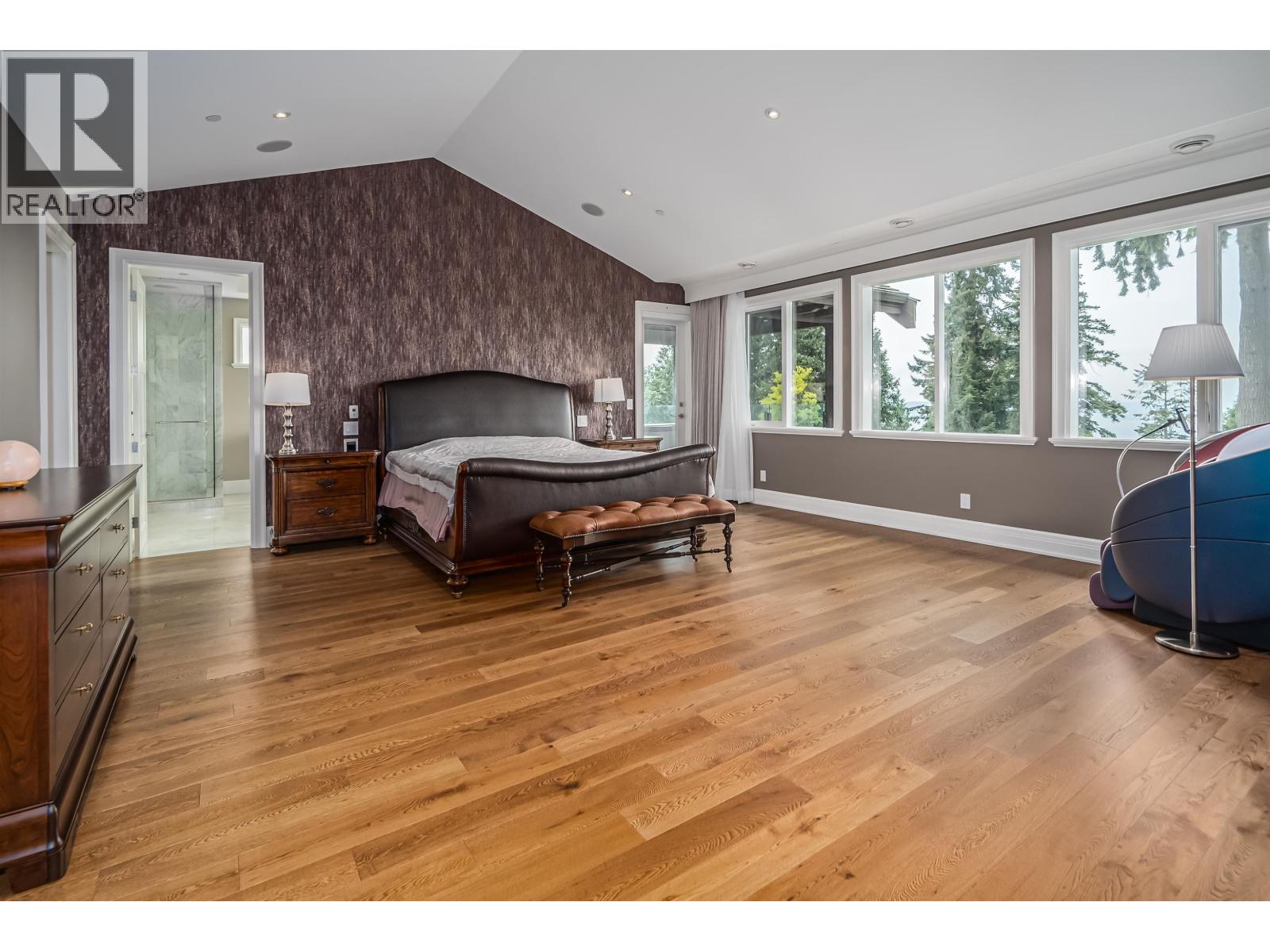 2638 QUEENS AVENUE, West Vancouver
