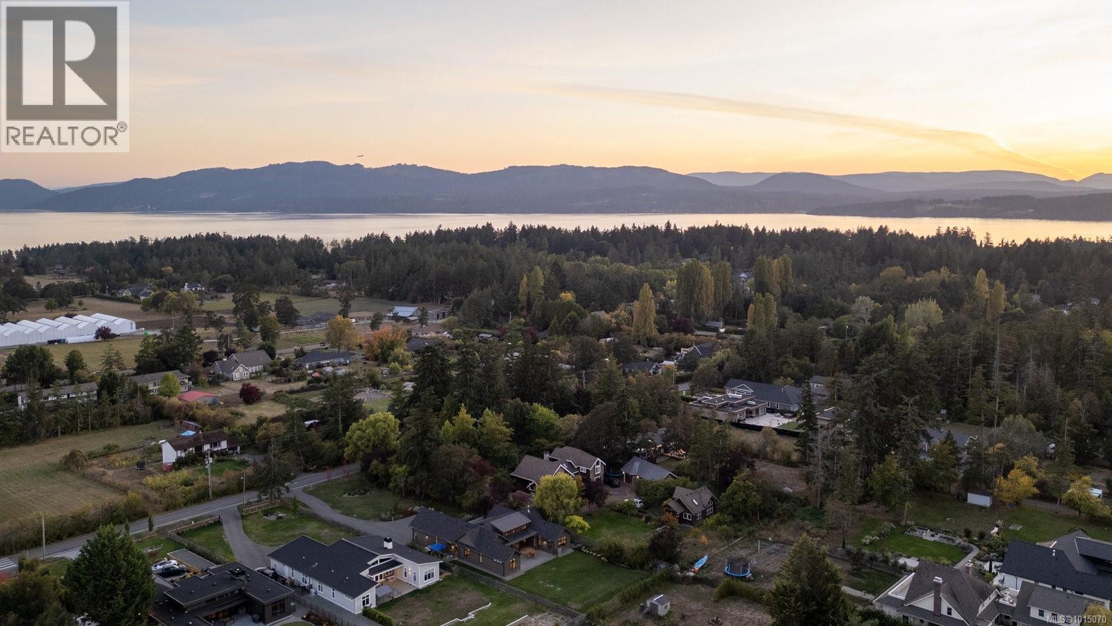 838 Birch Rd, North Saanich