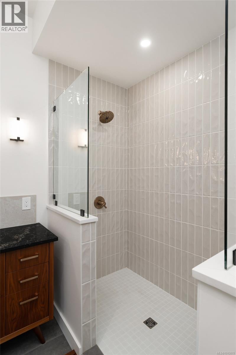 838 Birch Rd, North Saanich