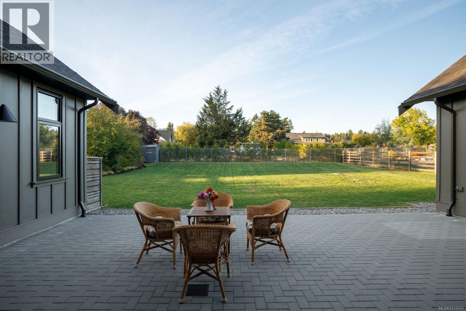 838 Birch Rd, North Saanich
