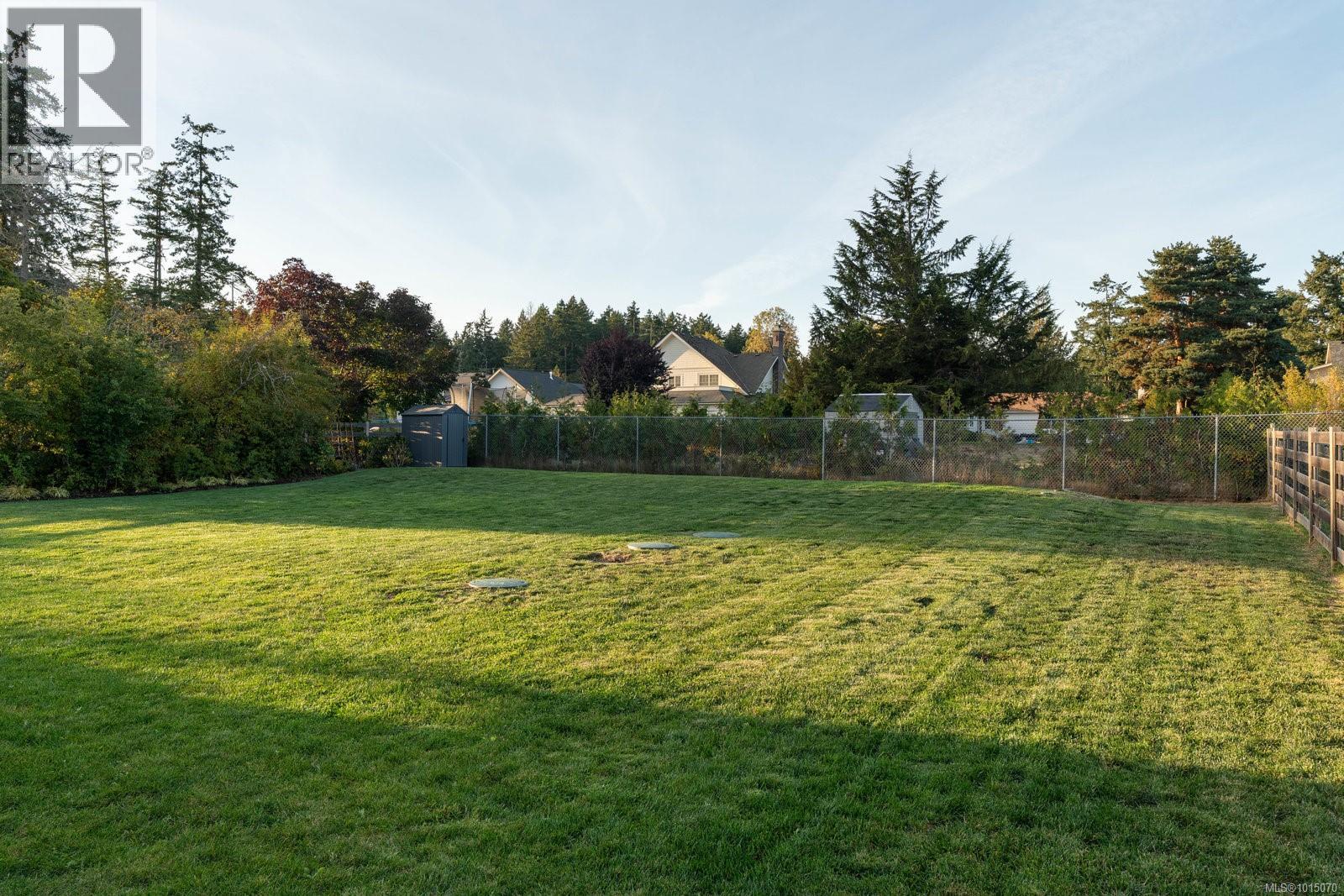 838 Birch Rd, North Saanich
