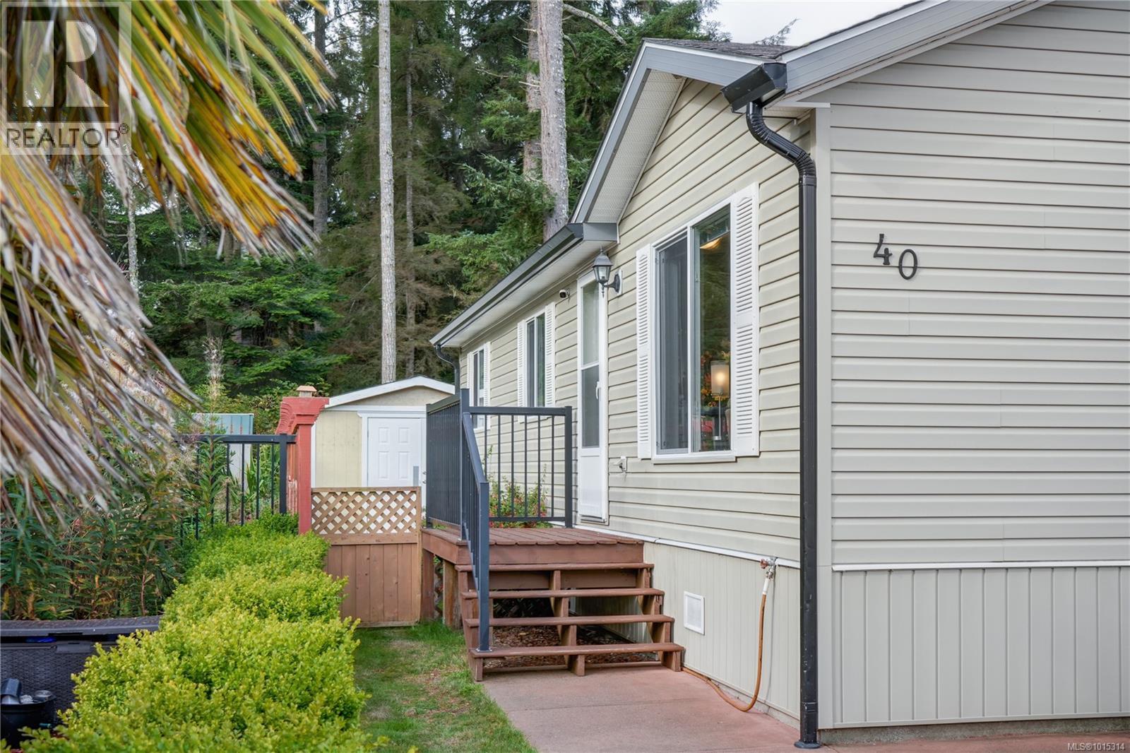 40 7109 West Coast Road, Sooke