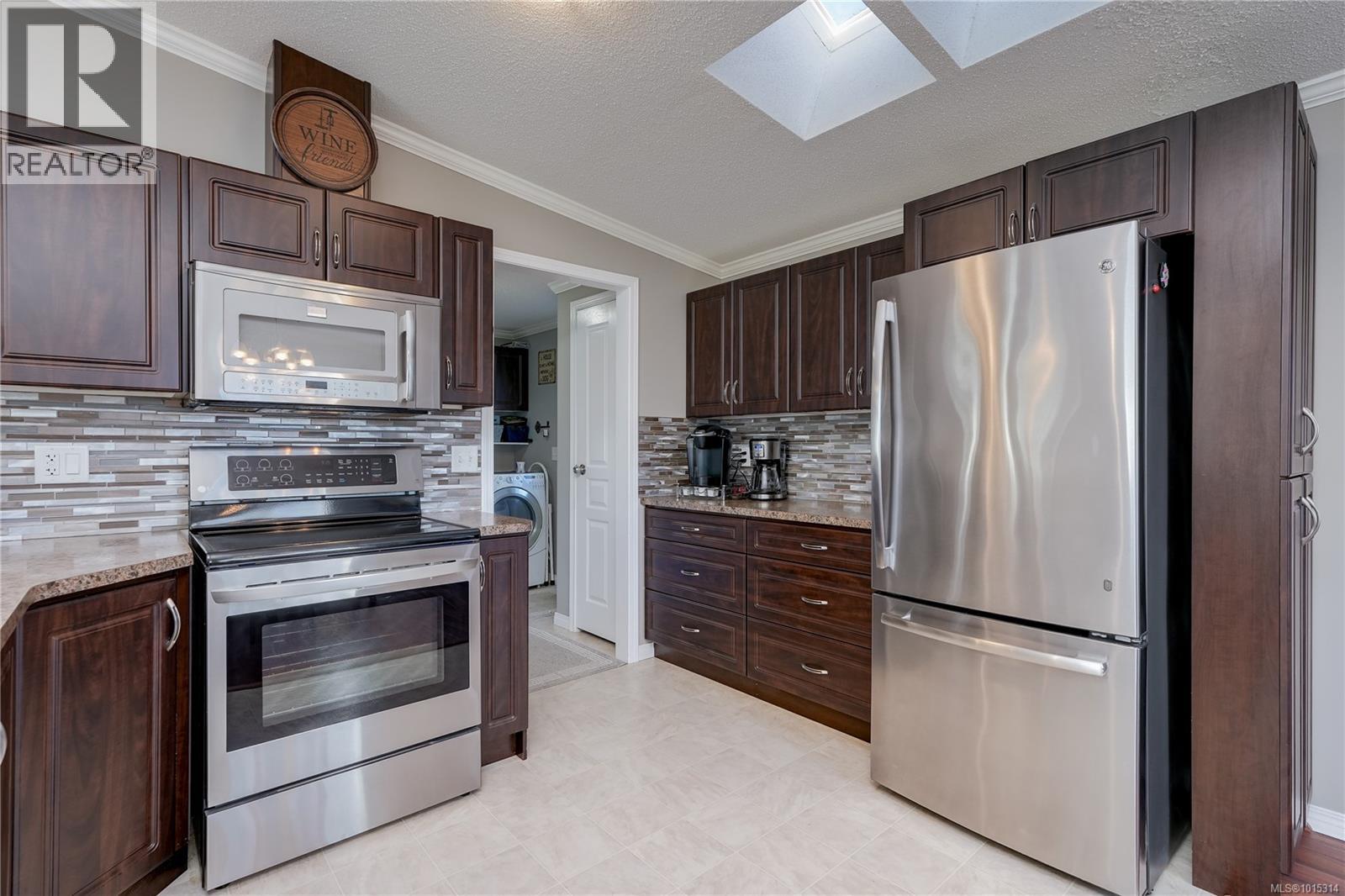 40 7109 West Coast Road, Sooke