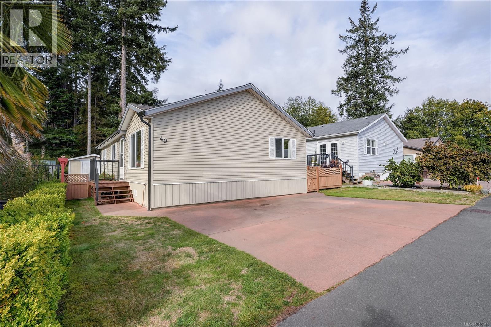 40 7109 West Coast Road, Sooke