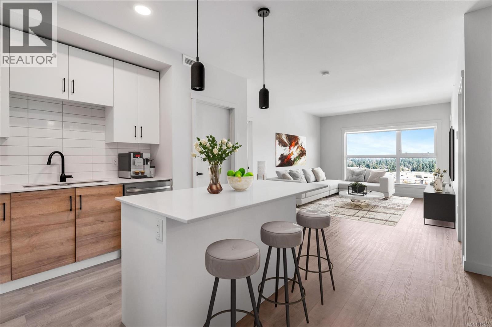 612 2465 Gateway Road, Langford