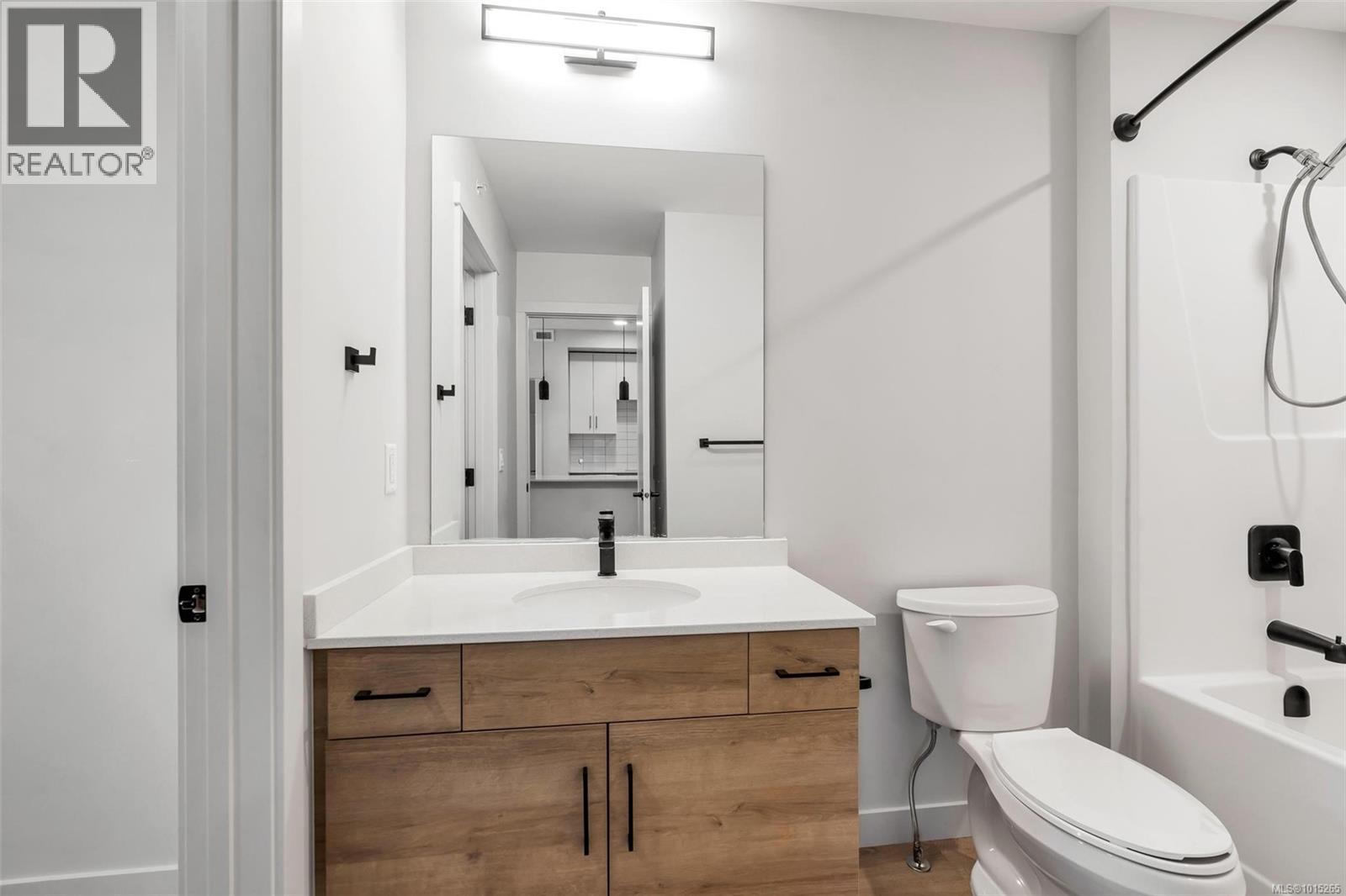612 2465 Gateway Road, Langford