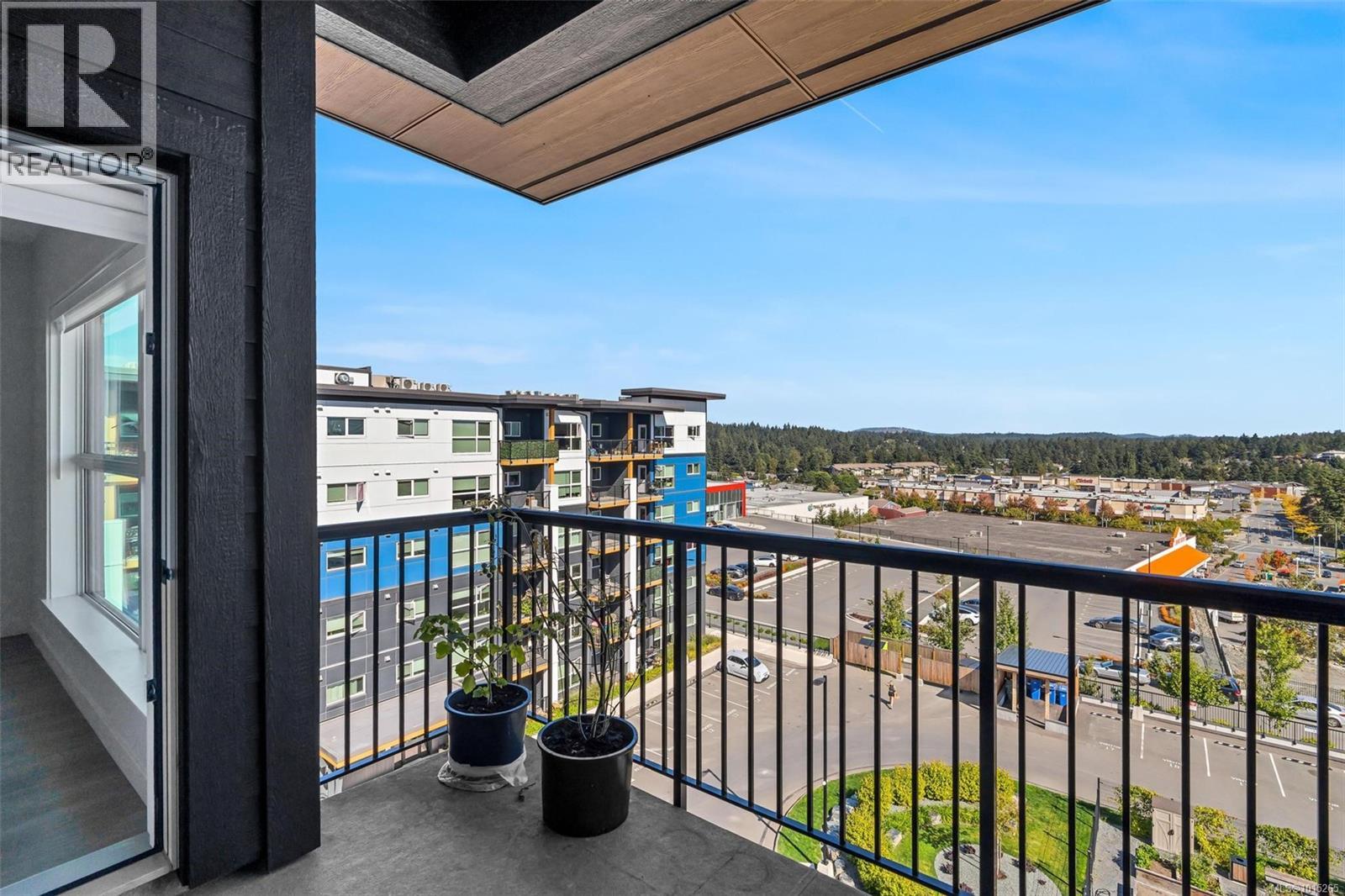 612 2465 Gateway Road, Langford