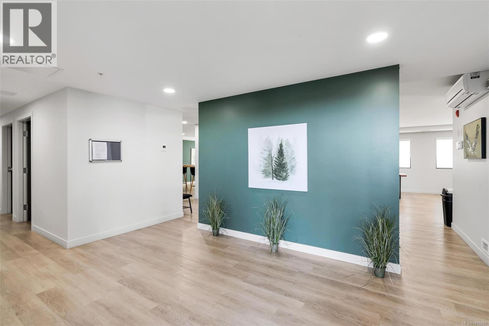 612 2465 Gateway Road, Langford