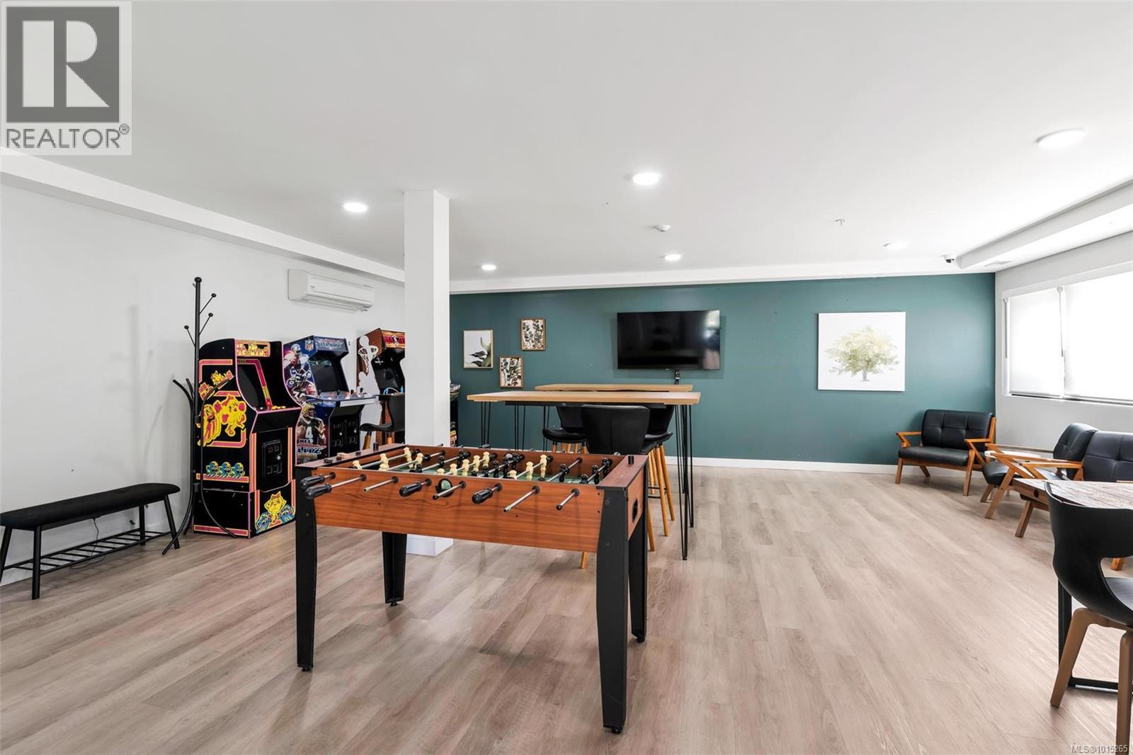 612 2465 Gateway Road, Langford
