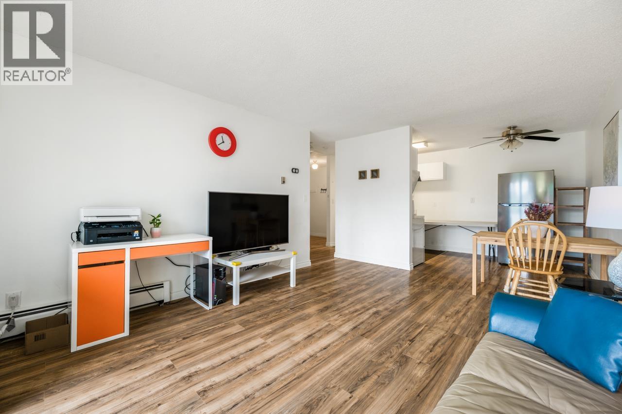 203 2425 SHAUGHNESSY STREET, Port Coquitlam