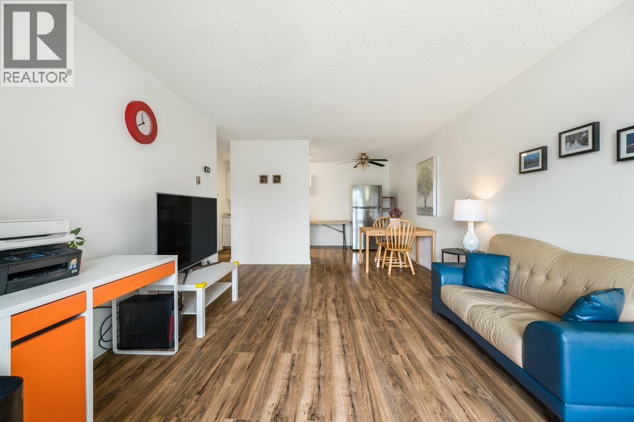 203 2425 SHAUGHNESSY STREET, Port Coquitlam