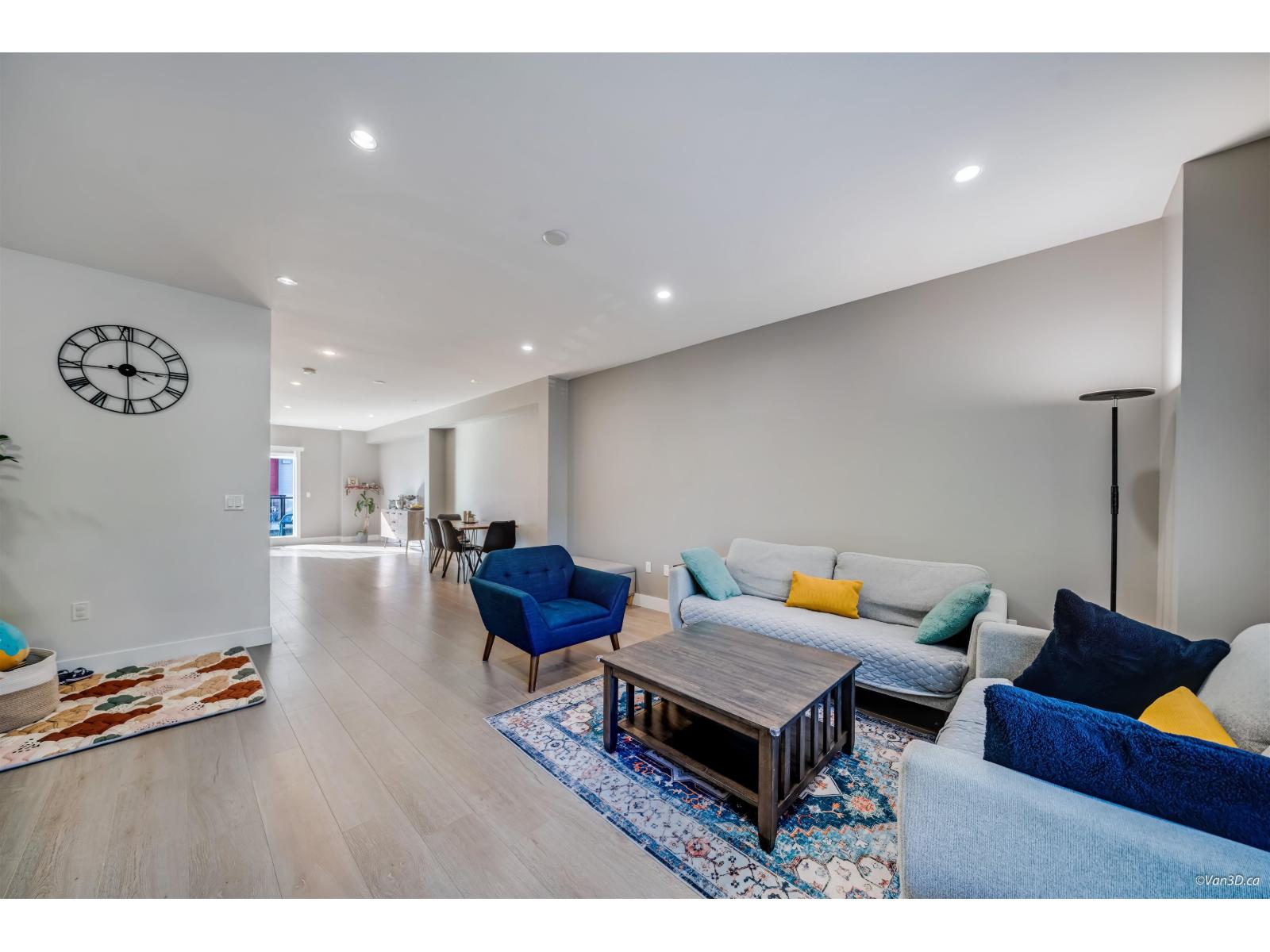 216 2277 OAK MEADOWS DRIVE, Surrey