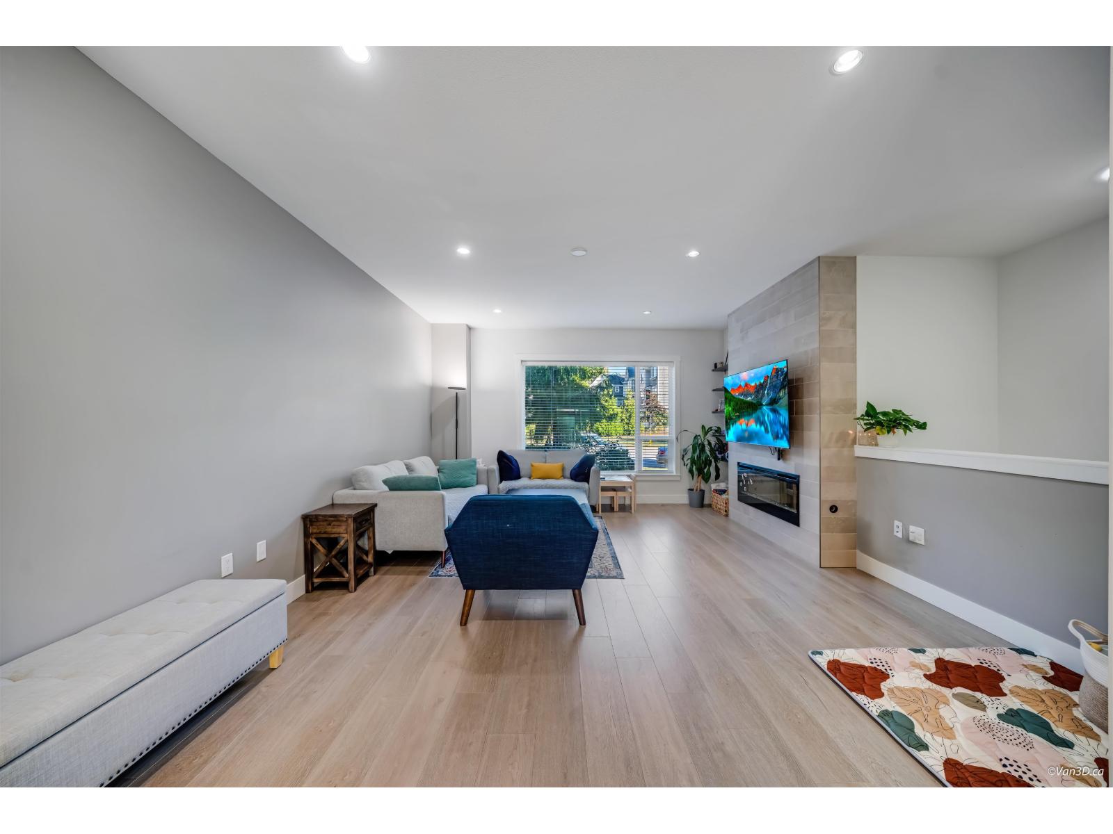 216 2277 OAK MEADOWS DRIVE, Surrey