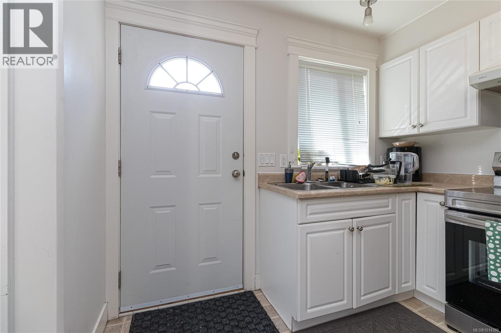  627 Rason Road, Langford