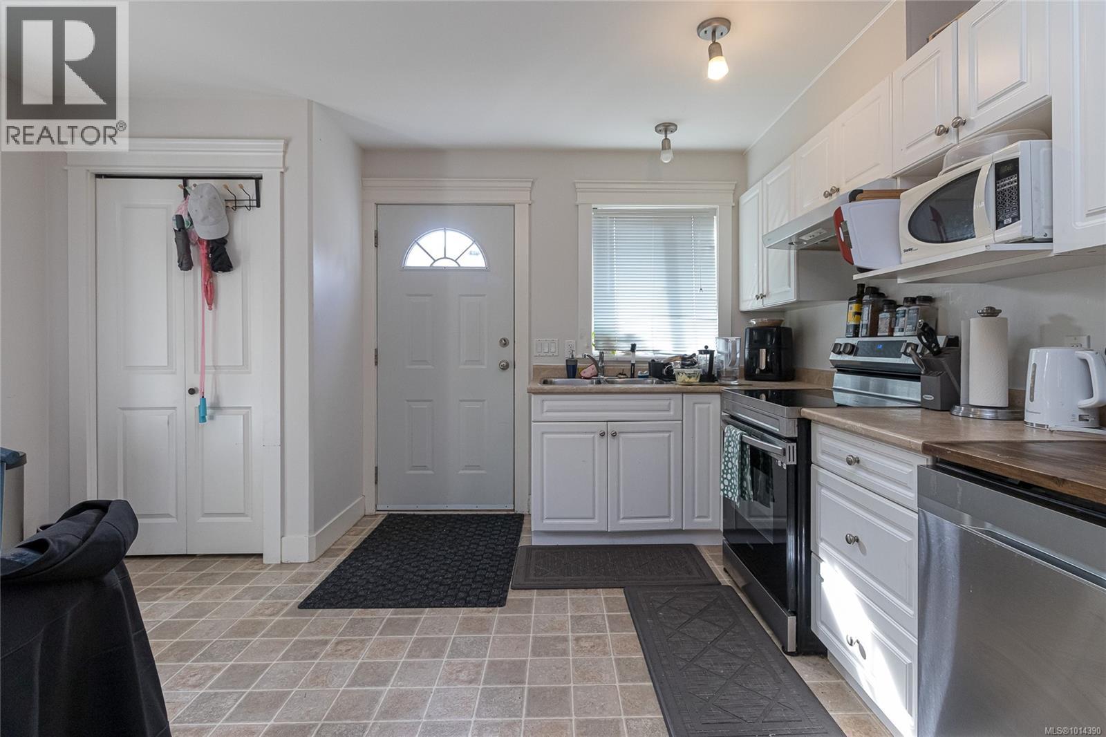  627 Rason Road, Langford
