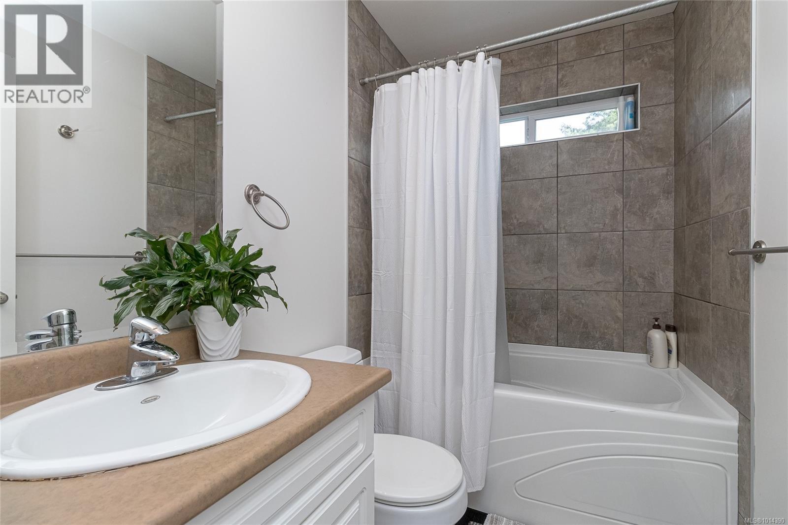  627 Rason Road, Langford