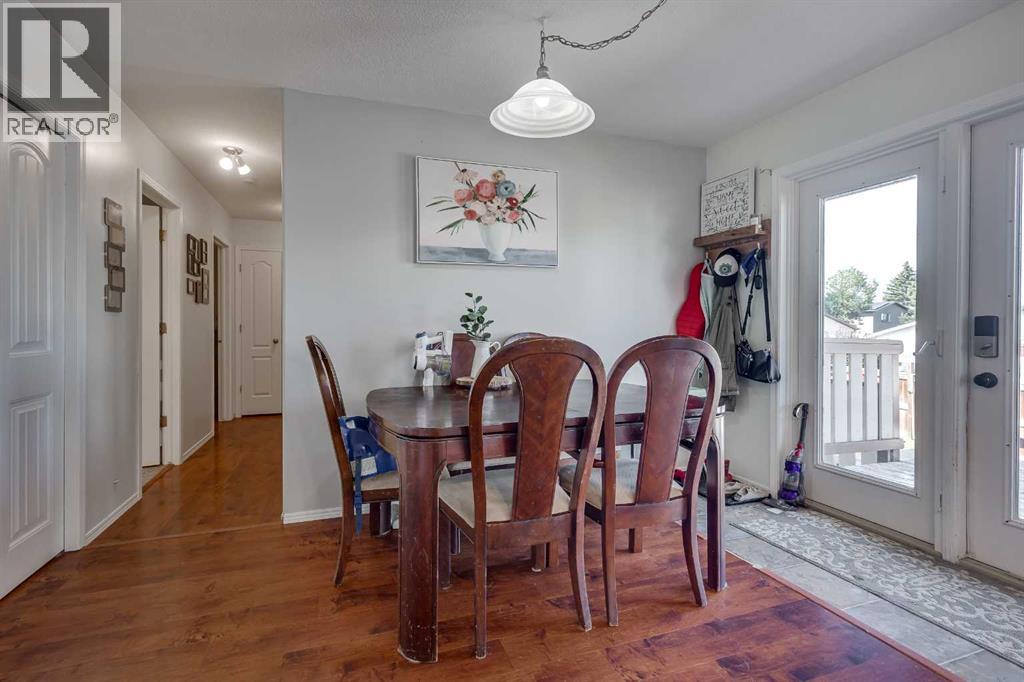 4 HARRISON Road, Sylvan Lake